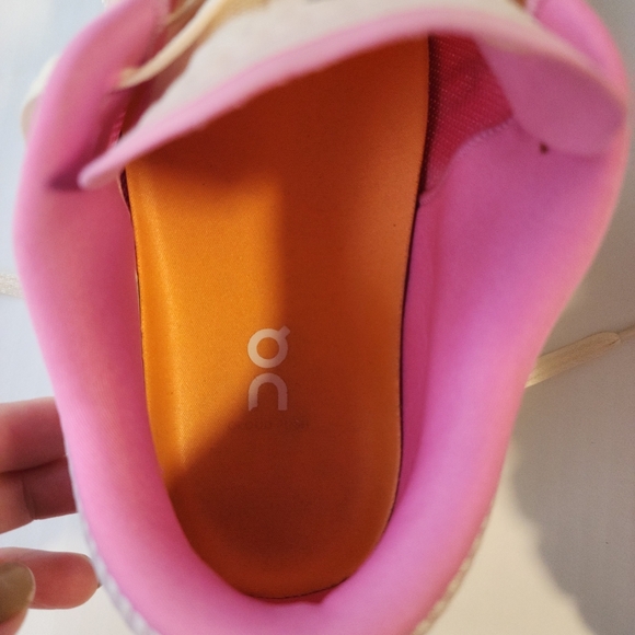 ON Cloud 6 Push SneakerTangerine & Raspberry, Women Size 11 - Picture 14 of 16